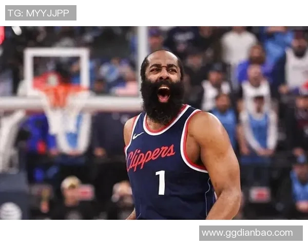 快船全队状态下滑难以拯救，球迷对球队失望