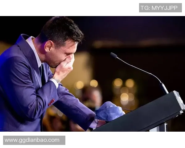 梅西因伤缺席数周，巴萨三连败，西甲霸主危机重重！