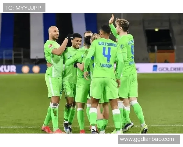 沃尔夫斯堡主场大胜沙尔克04，豪取三分！